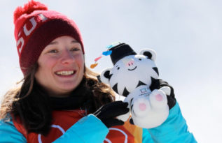 السويسرية ساره هوفلين