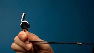 صورة-تعبيرية-..-صافرة-حكم