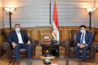 وزير الرياضة ، رئيس الاهلى